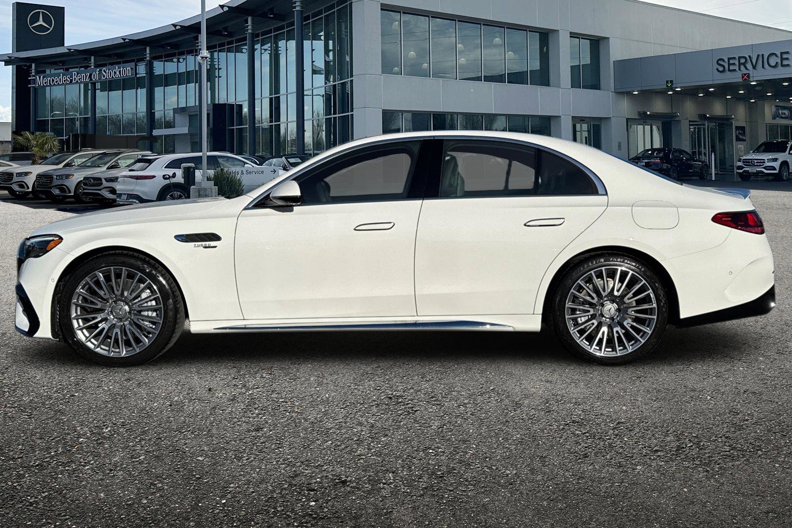 New 2026 Mercedes-Benz E 53 AMG e 4MATIC Sedan image 7