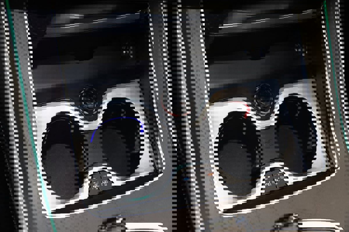 Used 2022 BMW X7 M50i w/ Executive Package image 37