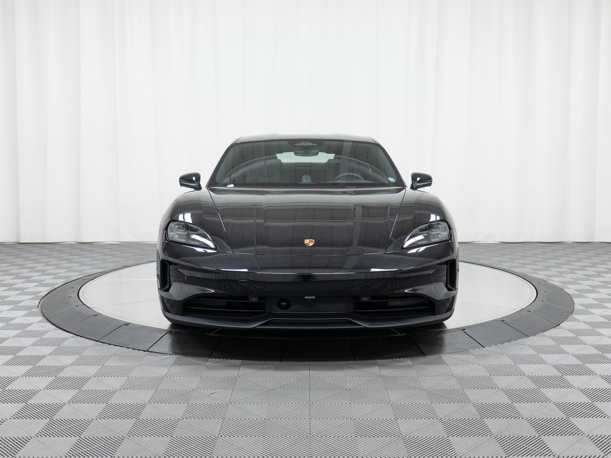 New 2026 Porsche Taycan 4S AWD/4WD image 10