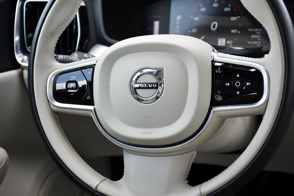 Used 2019 Volvo S60 T5 Momentum w/ Premium Package FWD image 26