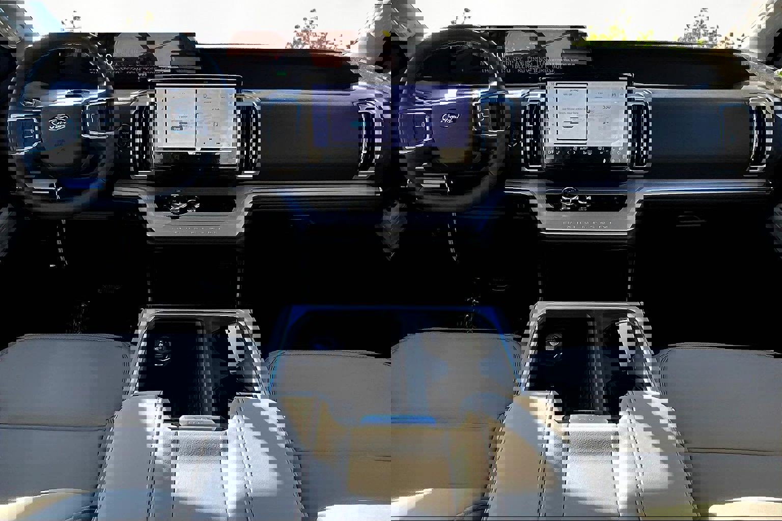 New 2025 Ford Expedition Max Active image 5