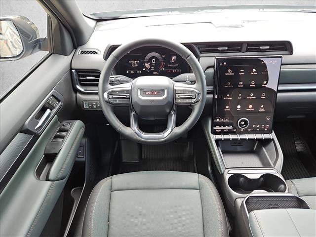 Used 2026 GMC Terrain AT4 w/ Convenience Package III AWD/4WD image 17