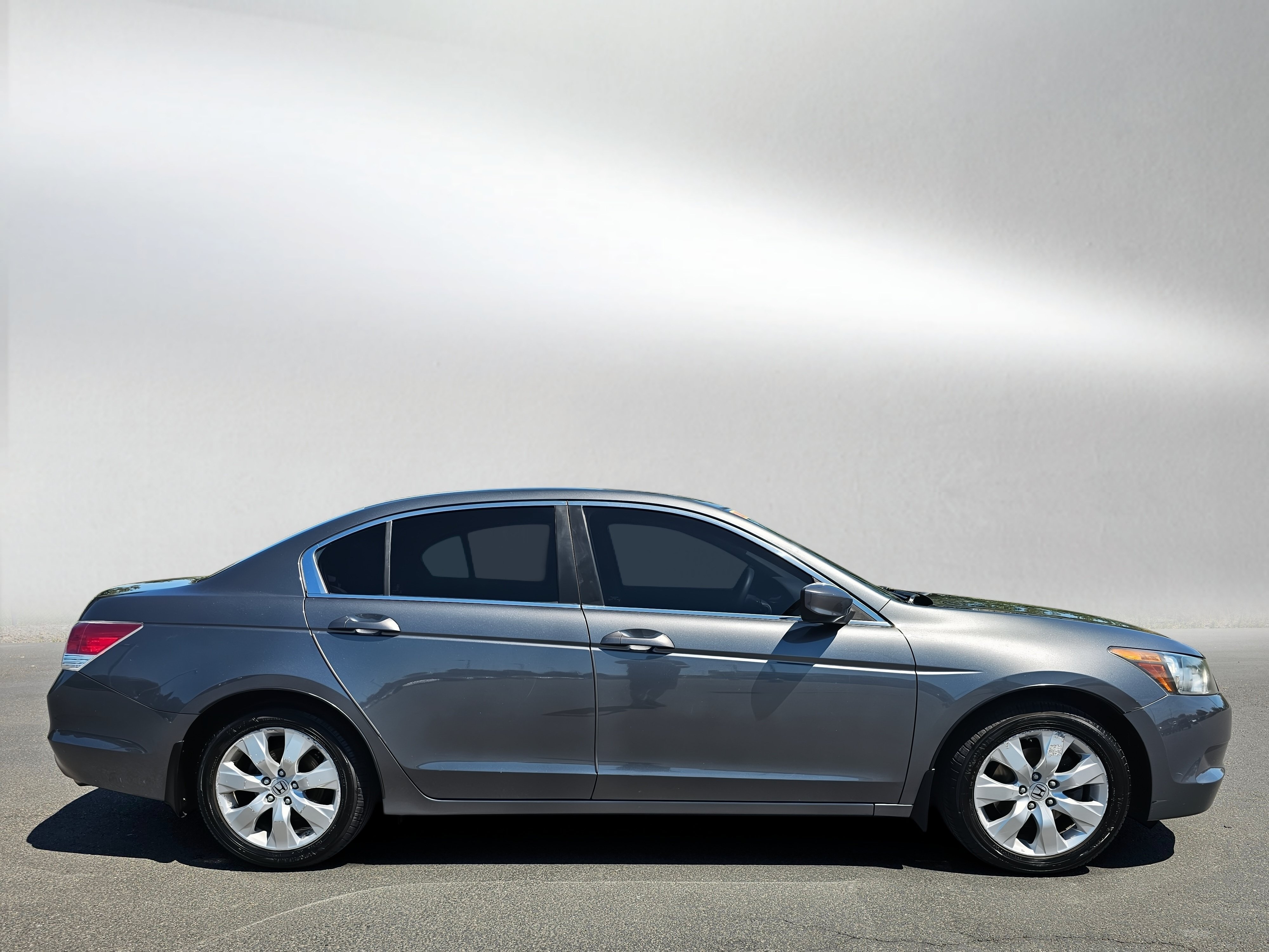 Used 2010 Honda Accord EX image 6