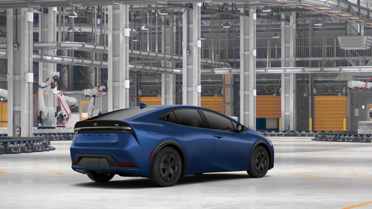 New 2027 Toyota Prius Plug-In Hybrid FWD image 12