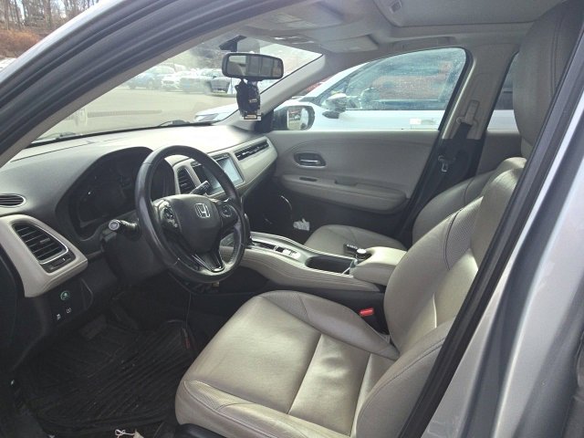 Used 2017 Honda HR-V EX-L image 17