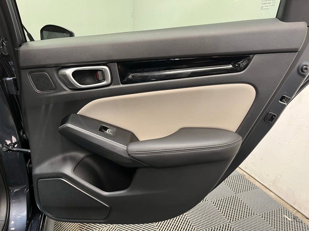 Used 2024 Honda Civic Touring image 18