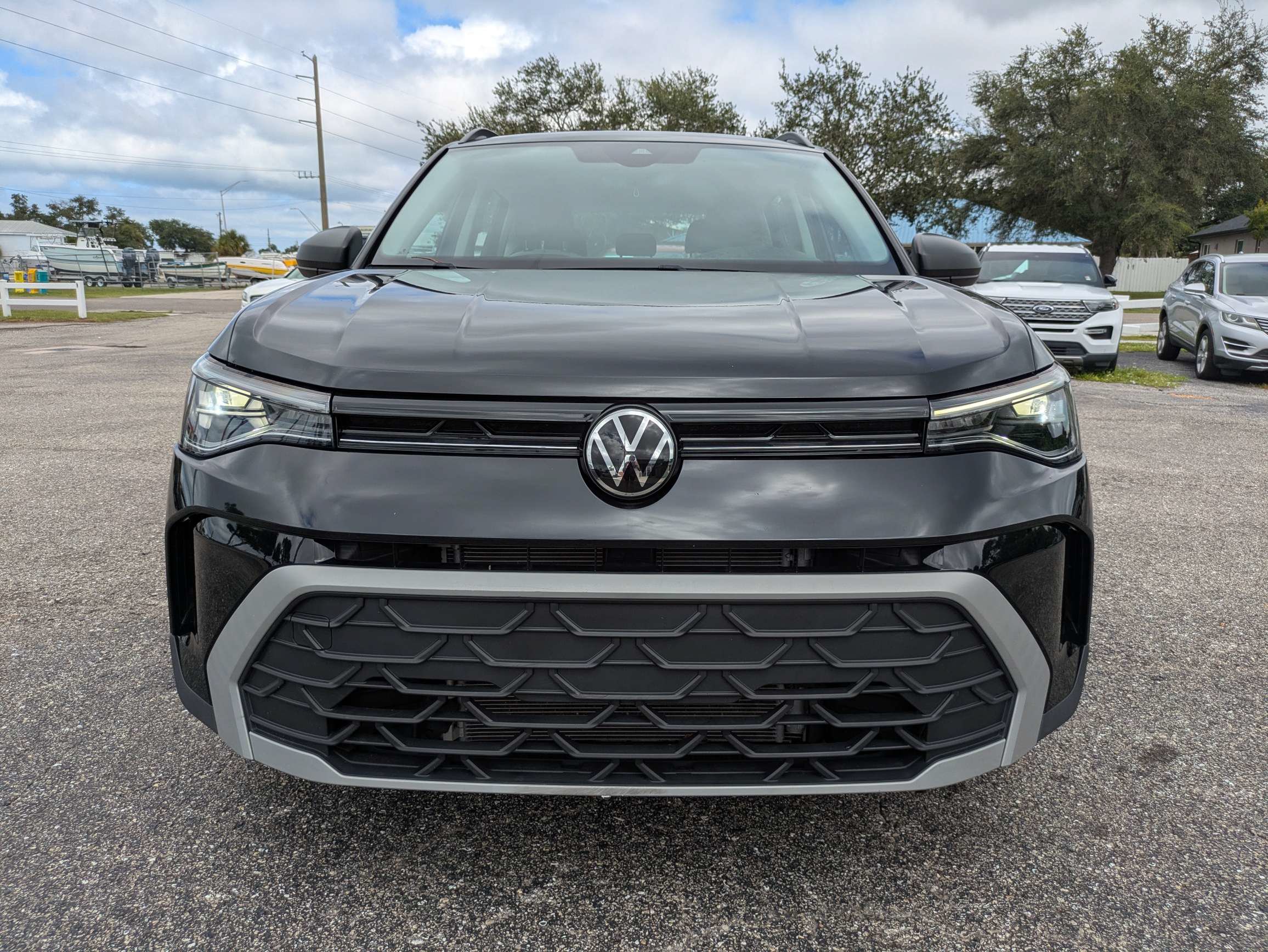 Used 2025 Volkswagen Taos S FWD image 9