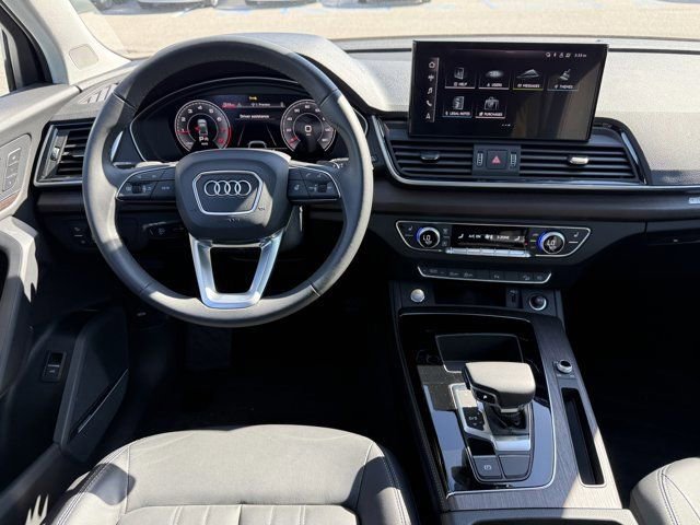 Certified 2023 Audi Q5 2.0T Premium Plus w/ Premium Plus Package AWD/4WD image 14