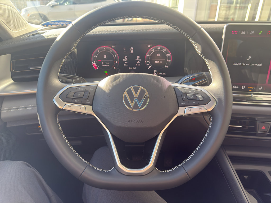 New 2026 Volkswagen Tiguan SE image 10