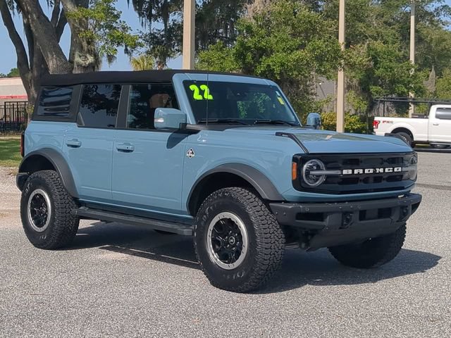 Certified 2022 Ford Bronco Outer Banks w/ Sasquatch Package AWD/4WD image 2