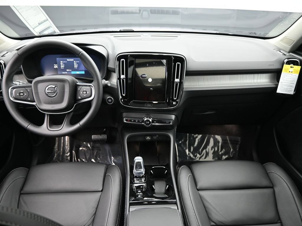 New 2026 Volvo XC40 B5 Ultra w/ Protection Package Premier AWD/4WD image 19