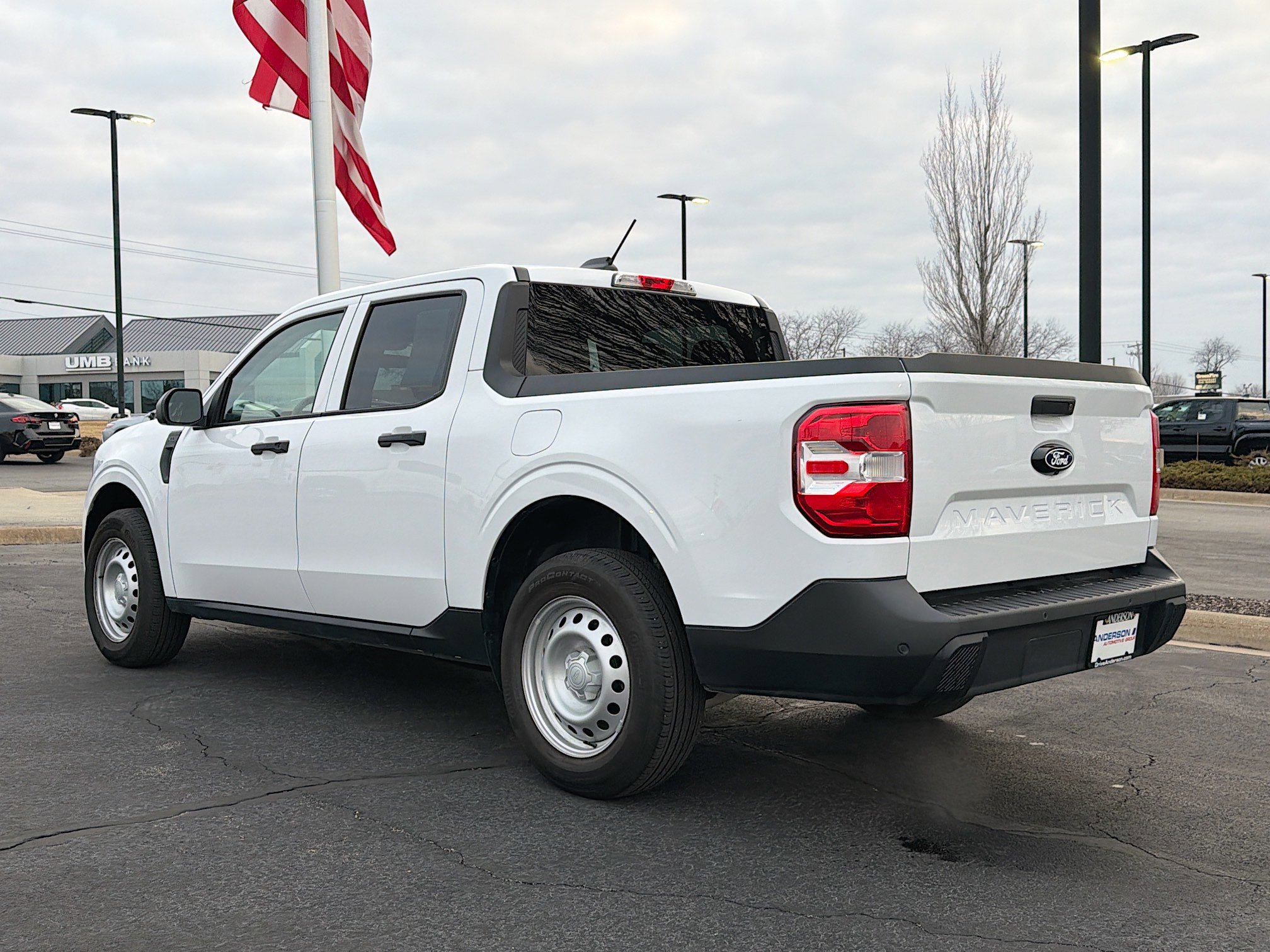 Used 2025 Ford Maverick XL w/ Equipment Group 102A AWD/4WD image 13