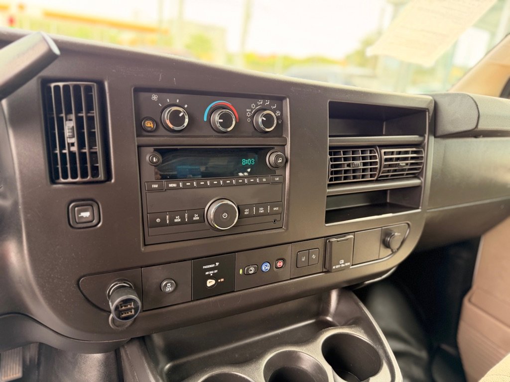 Used 2021 Chevrolet Express 2500 w/ Driver Convenience Package image 18