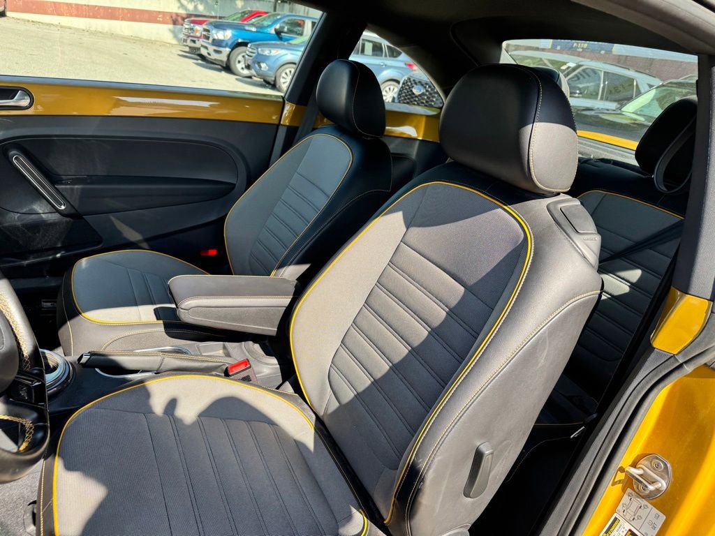 Used 2017 Volkswagen Beetle 1.8T Dune FWD image 9