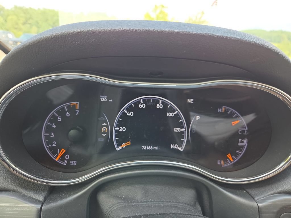 Used 2020 Jeep Grand Cherokee Limited AWD/4WD image 19