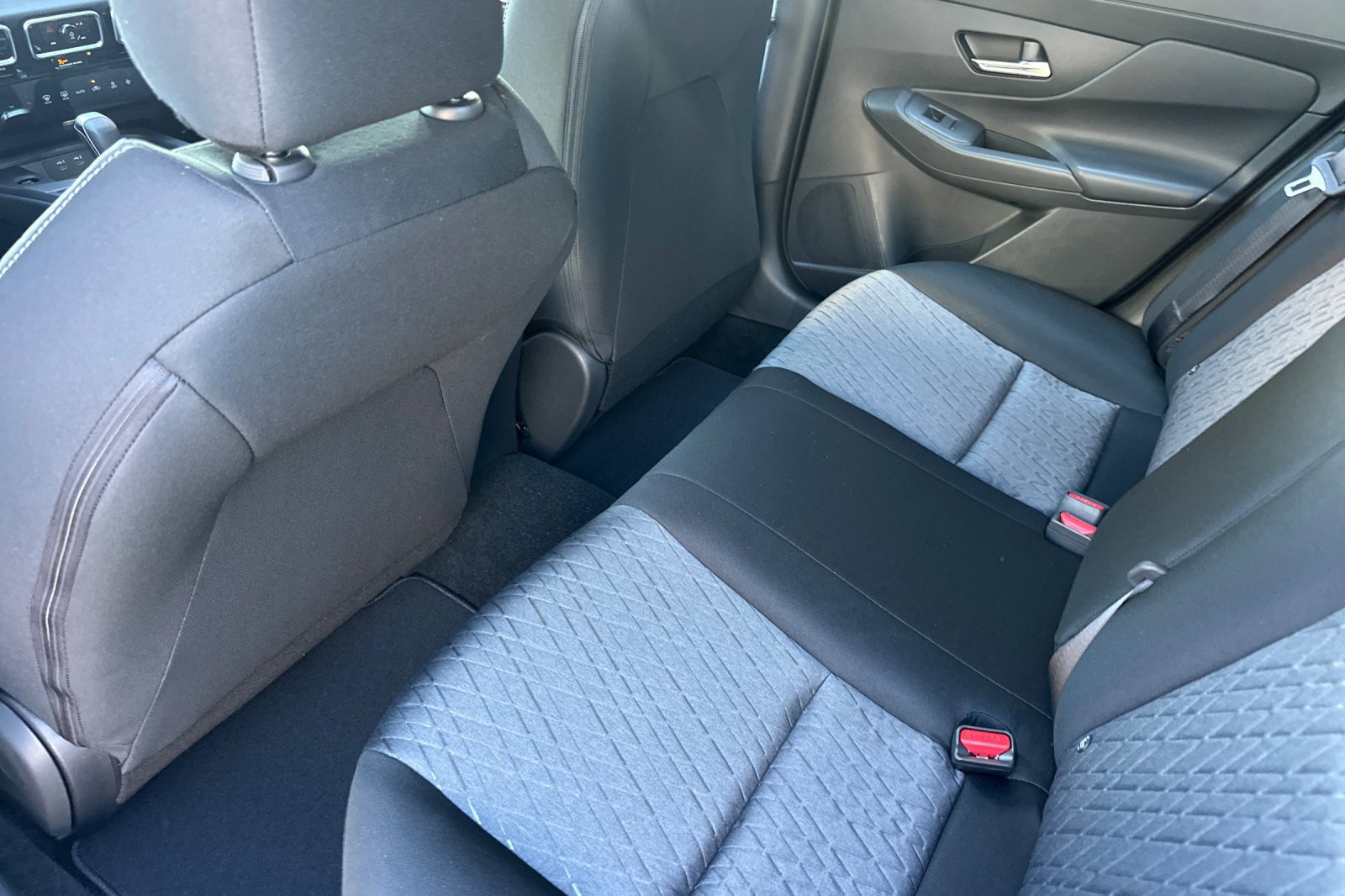 New 2027 Nissan Sentra SV FWD image 14