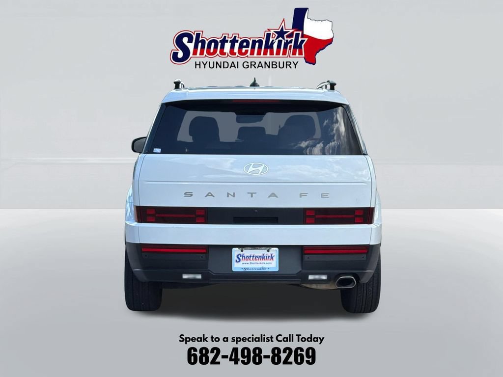 Used 2024 Hyundai Santa Fe SEL FWD image 6