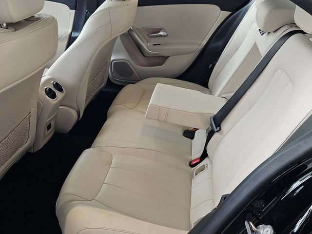 Used 2022 Mercedes-Benz A 220 image 25