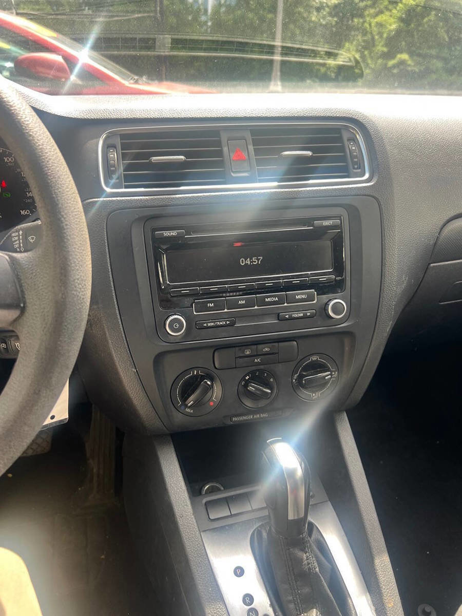 Used 2013 Volkswagen Jetta S FWD image 6