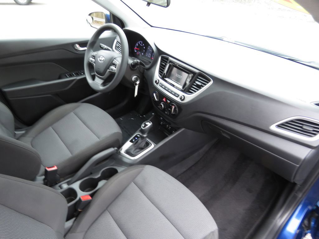 Used 2022 Hyundai Accent SE FWD image 14