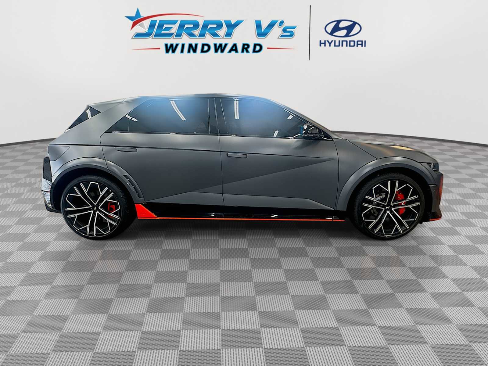 Used 2025 Hyundai Ioniq 5 N AWD/4WD image 9