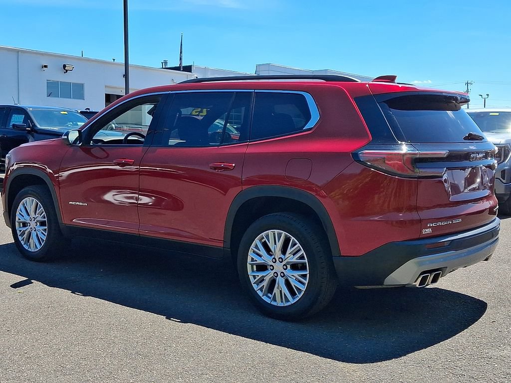 Certified 2025 GMC Acadia Elevation w/ Elevation Premium Package AWD/4WD image 4