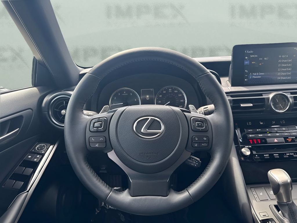 Used 2025 Lexus IS 350 F Sport RWD image 13