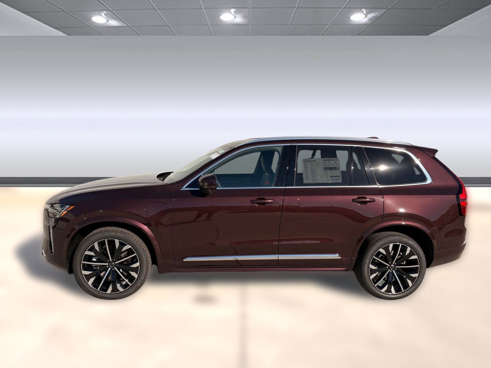 New 2026 Volvo XC90 T8 Plus image 2