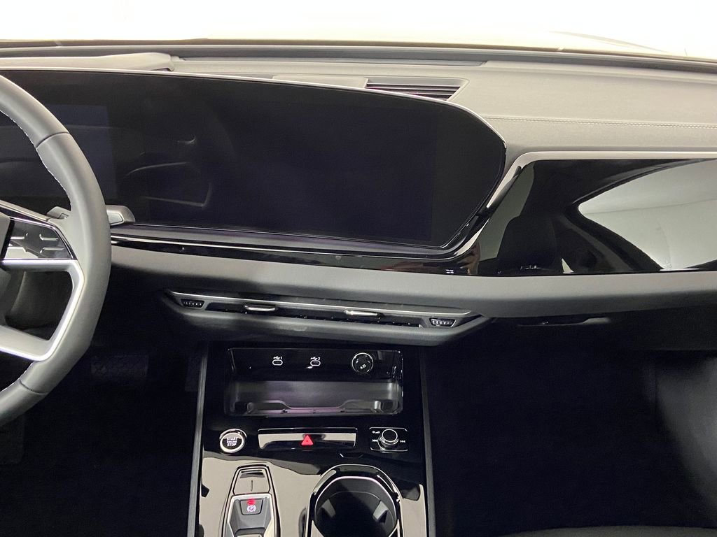 Used 2025 Audi A5 2.0T Premium w/ Premium Plus AWD/4WD image 16