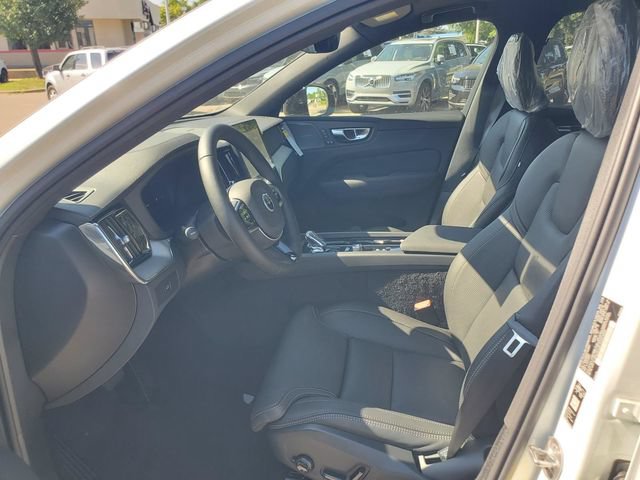New 2026 Volvo XC60 B5 Ultra w/ Protection Package Premier AWD/4WD image 13