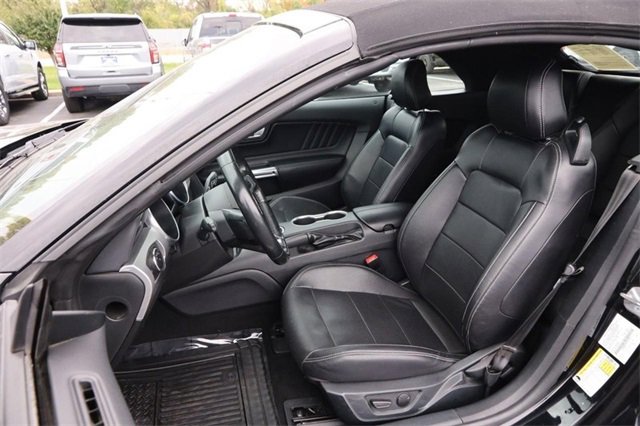 Used 2023 Ford Mustang Premium image 8