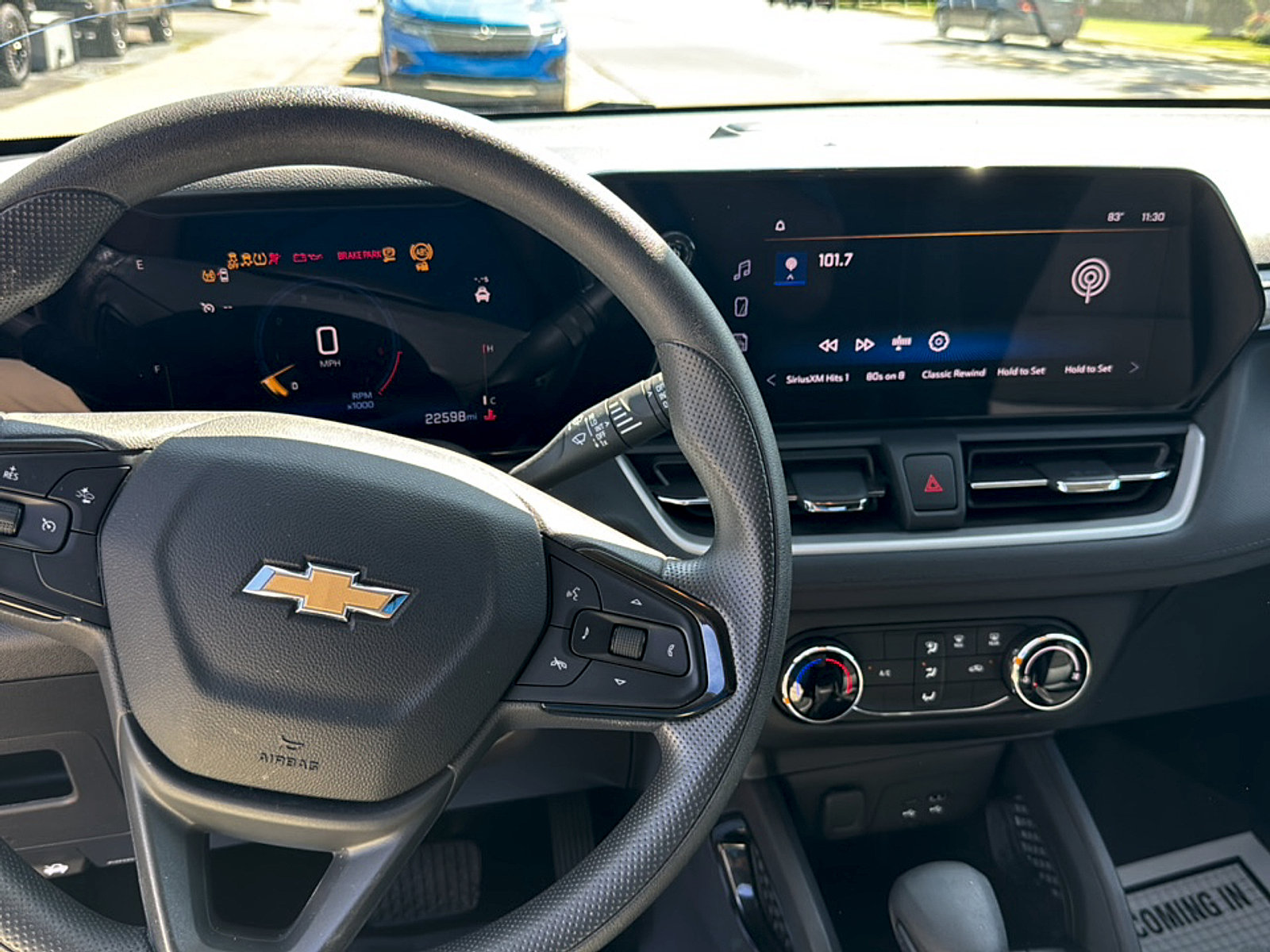 Used 2025 Chevrolet TrailBlazer LS w/ LS Convenience Package FWD image 9
