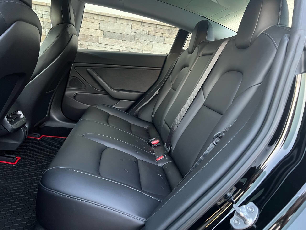 Used 2018 Tesla Model 3 Long Range AWD/4WD image 18