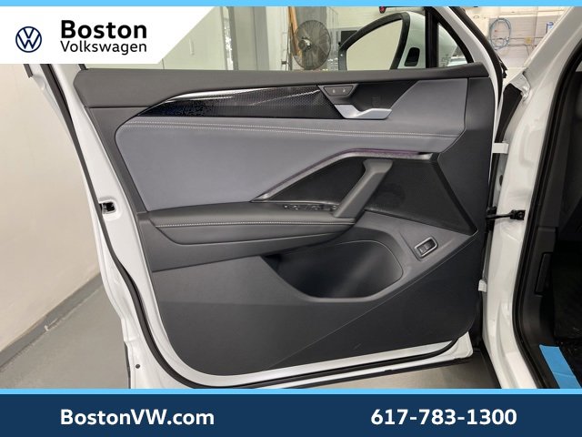 New 2026 Volkswagen Tiguan SE image 27