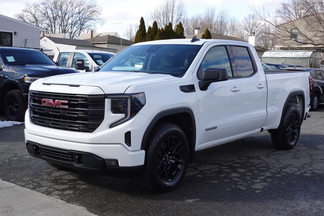 Used 2023 GMC Sierra 1500 Elevation AWD/4WD image 1