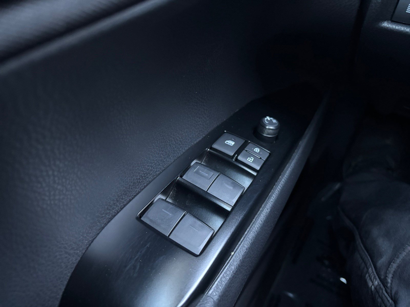 Used 2025 Toyota Camry LE image 16