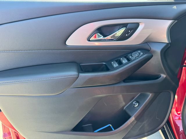 Certified 2023 Chevrolet Traverse LT FWD image 15