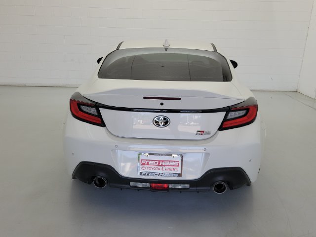 Used 2025 Toyota GR86 Premium RWD image 8