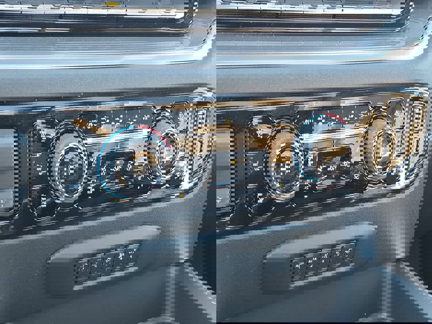 New 2026 Chevrolet Silverado 3500 High Country w/ High Country Premium Package image 15