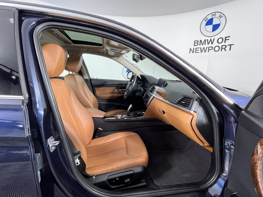 Used 2014 BMW 328i xDrive Sedan AWD/4WD image 18
