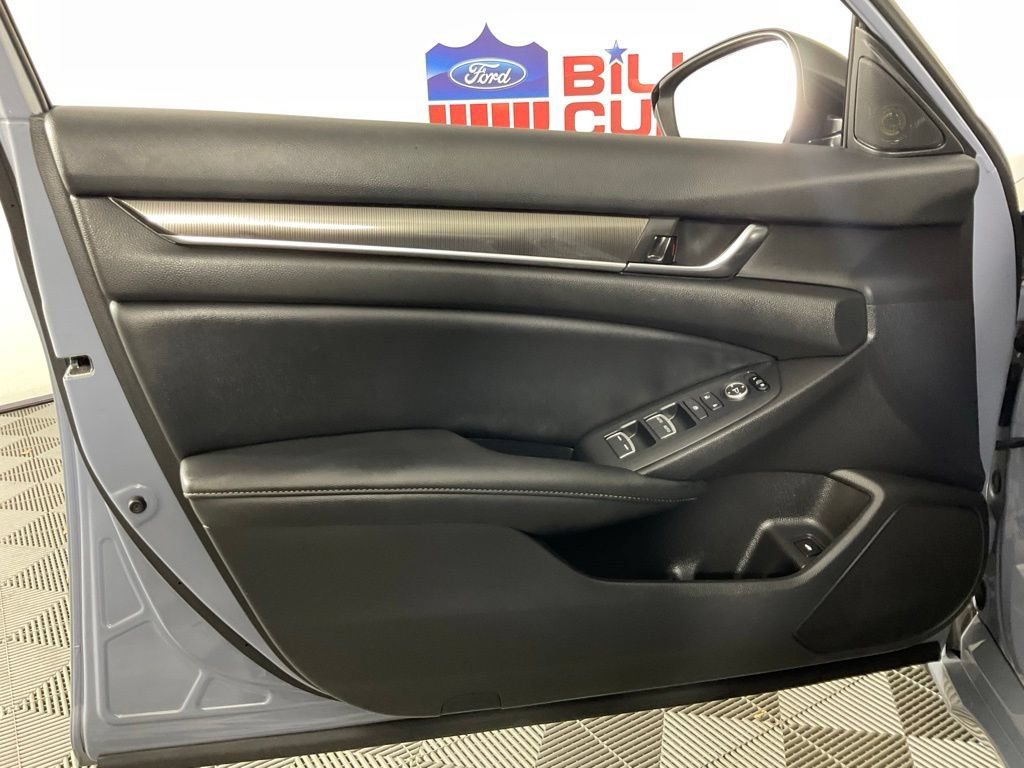 Used 2022 Honda Accord Sport image 12