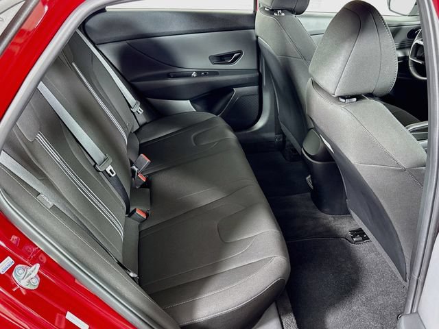 Certified 2025 Hyundai Elantra Sport FWD image 27