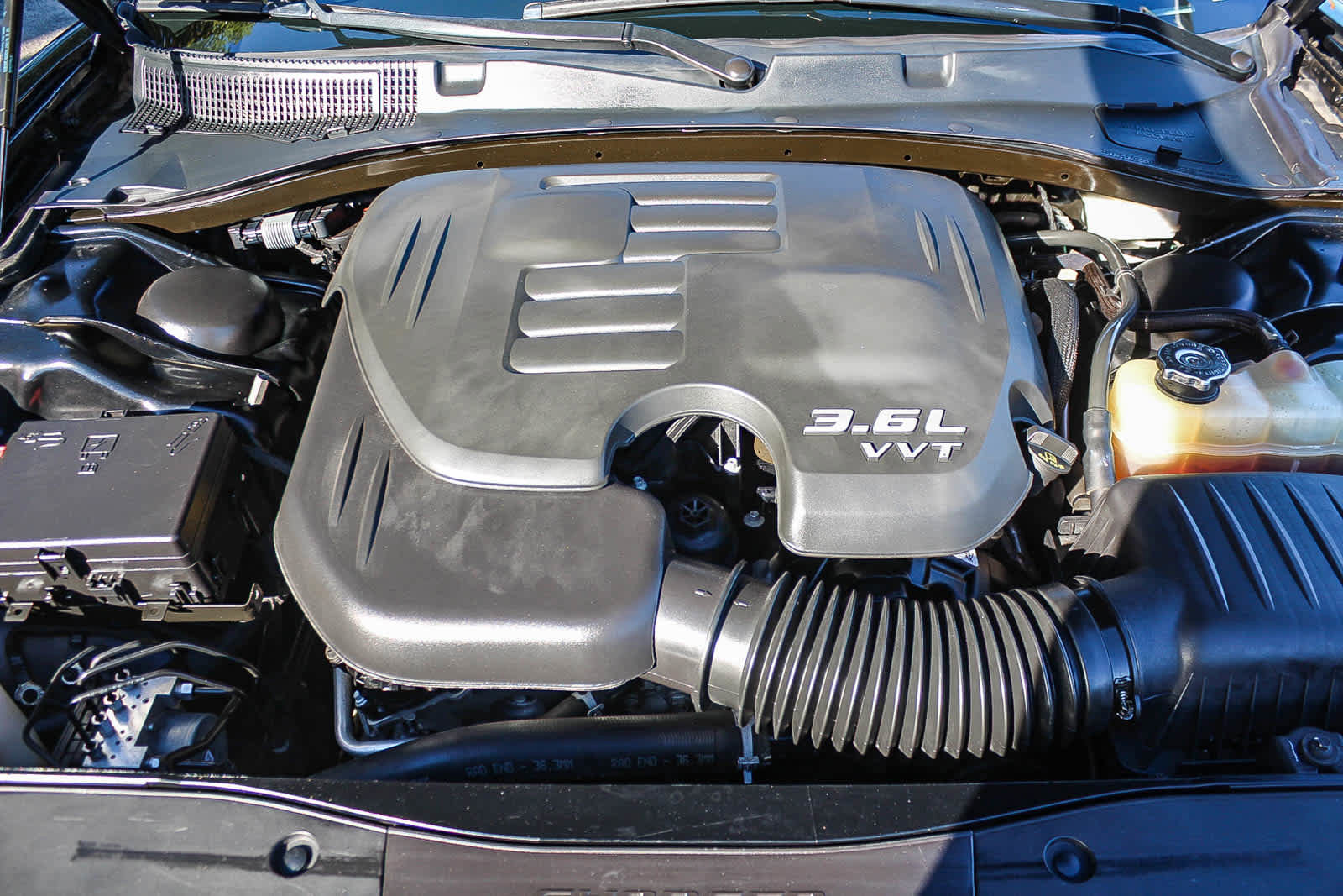 Used 2017 Dodge Charger SXT w/ Plus Group image 27