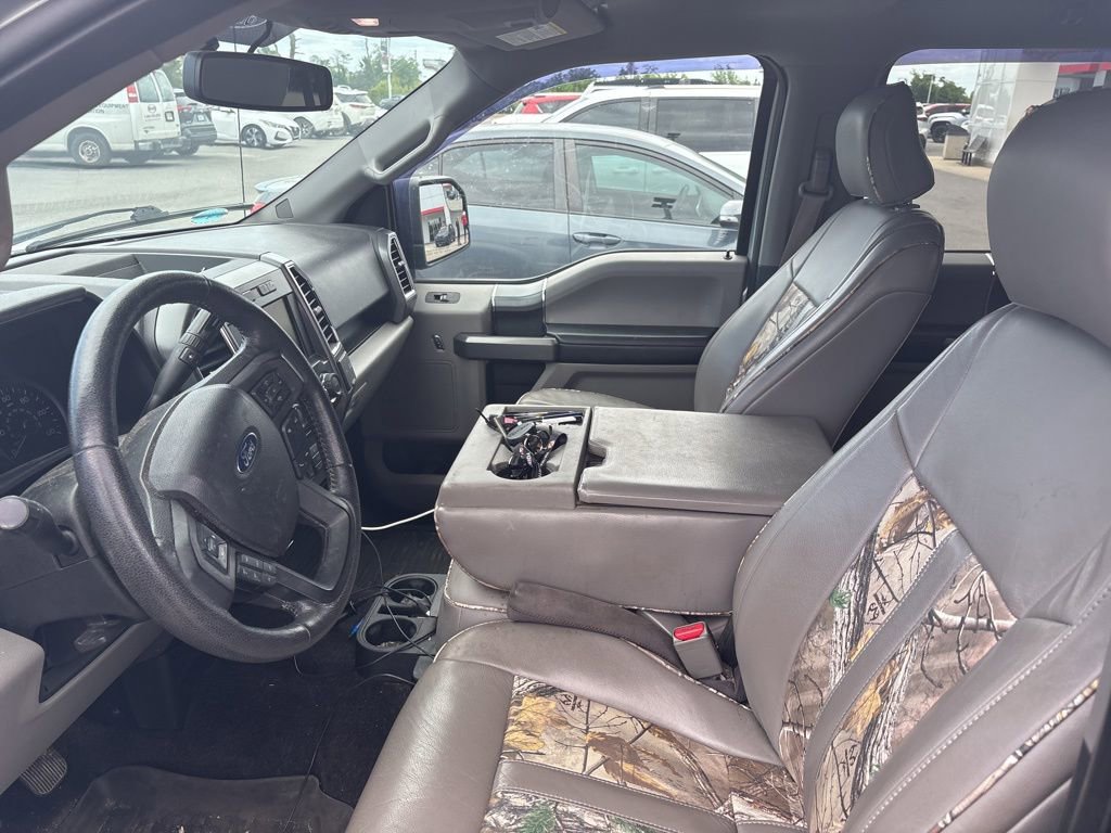 Used 2015 Ford F150 XLT w/ Equipment Group 302A Luxury RWD image 4