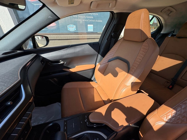 Used 2021 Lexus UX 250h w/ Premium Package image 16