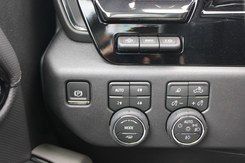 New 2026 Chevrolet Silverado 1500 ZR2 AWD/4WD image 40