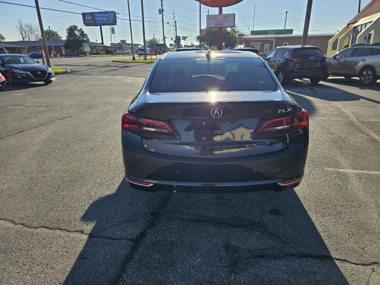 Used 2016 Acura TLX w/ Technology Package FWD image 7