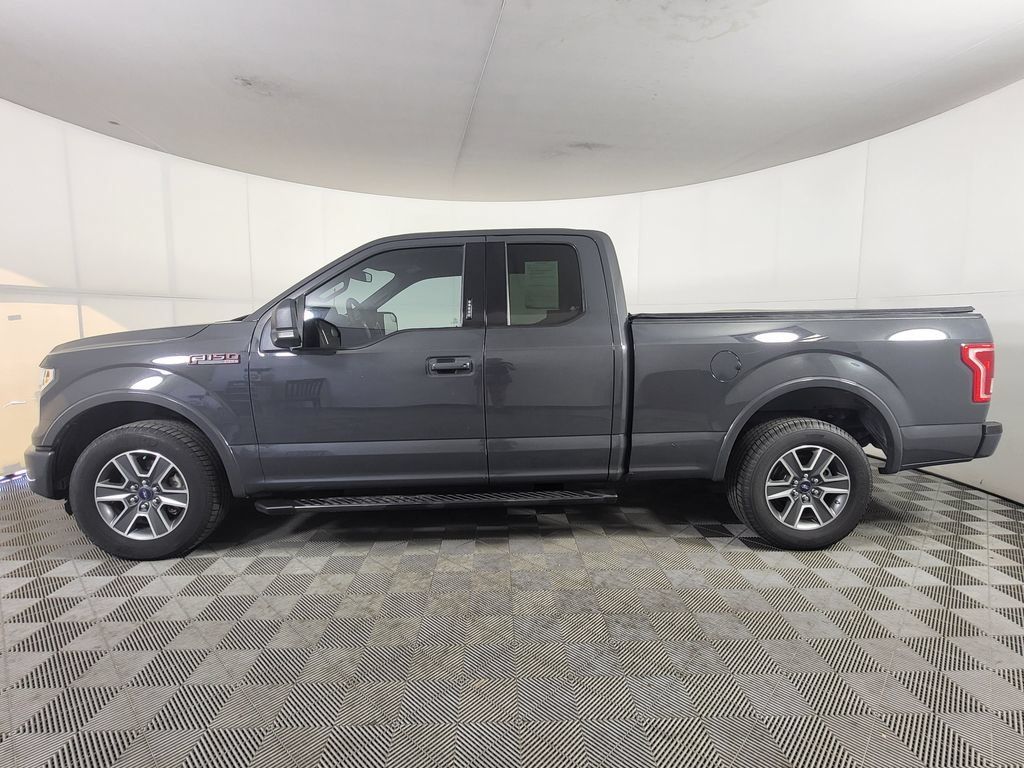 Used 2016 Ford F150 XLT w/ Equipment Group 302A Luxury RWD image 4