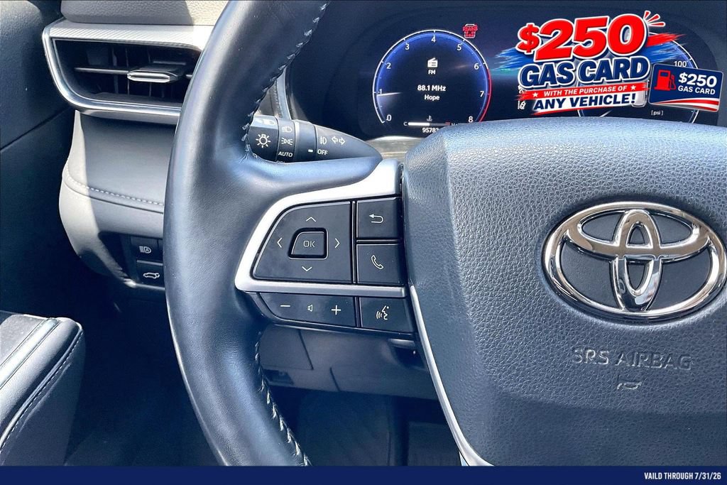 Used 2023 Toyota Highlander Platinum AWD/4WD image 18