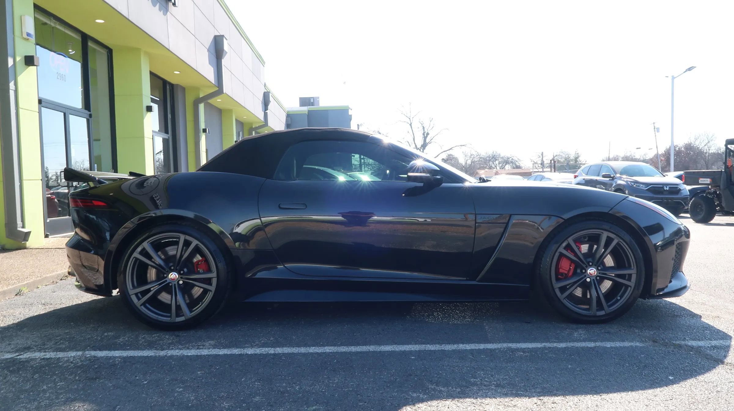 Used 2020 Jaguar F-TYPE SVR image 8